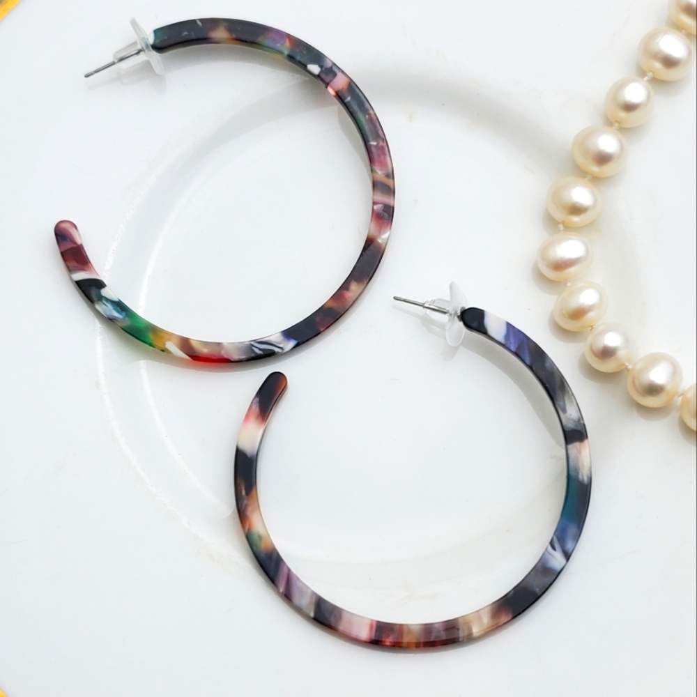 💫5/$25 large Acrylic Hoop Earrings
